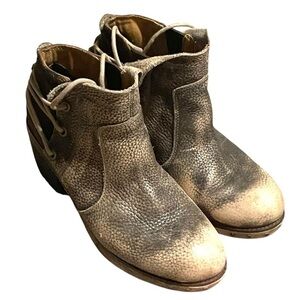 CAT Vintage women’s Ankle Boots size 8